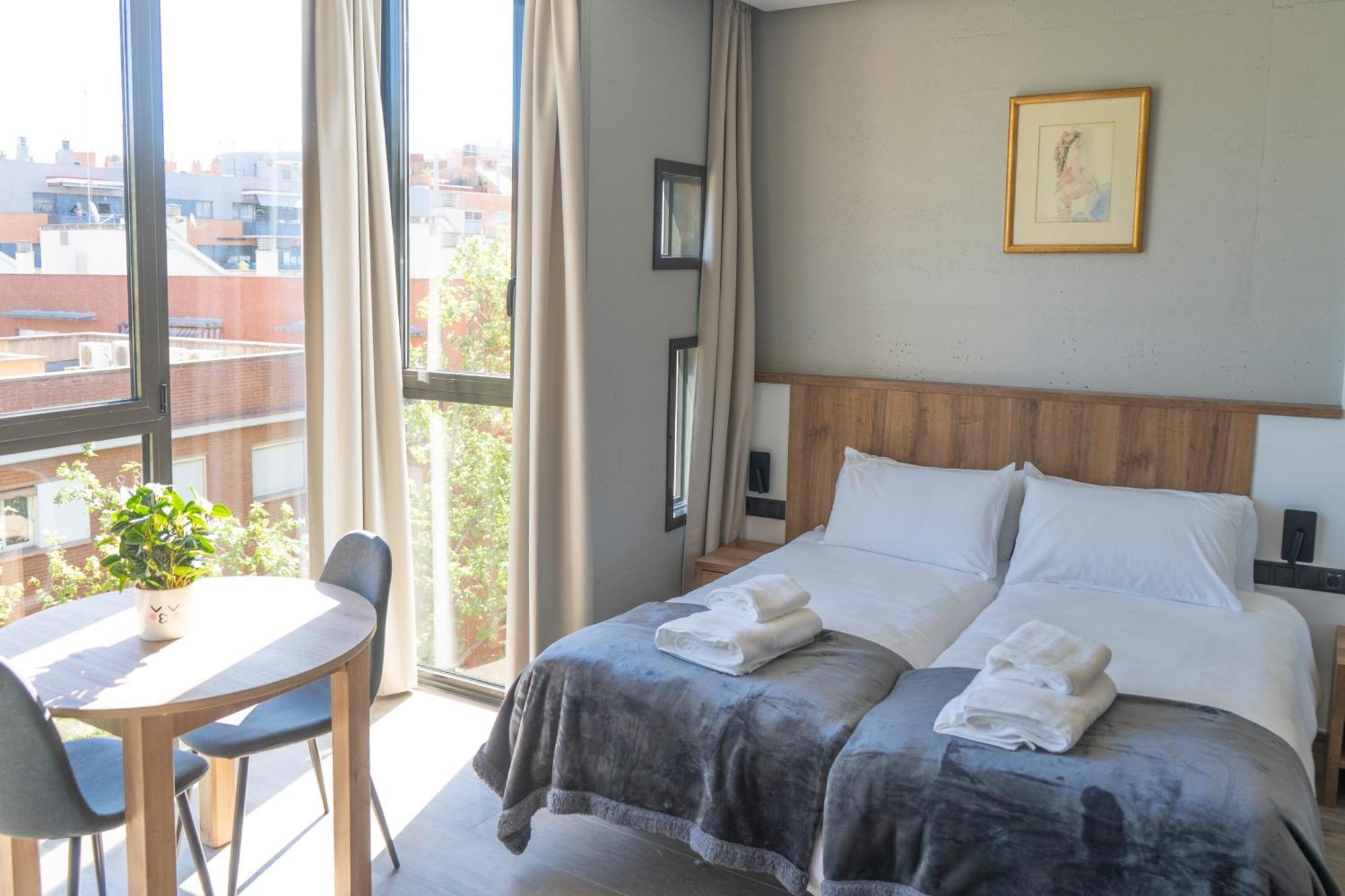 Monturiol Apartaments Barcelona Room photo