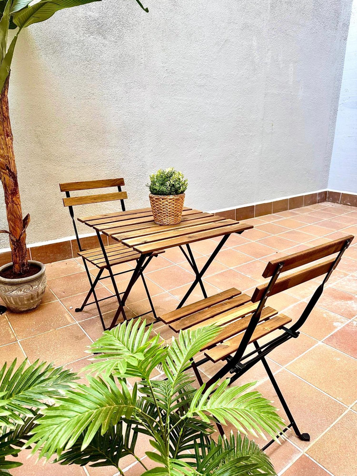 Monturiol Apartaments Barcelona Room photo
